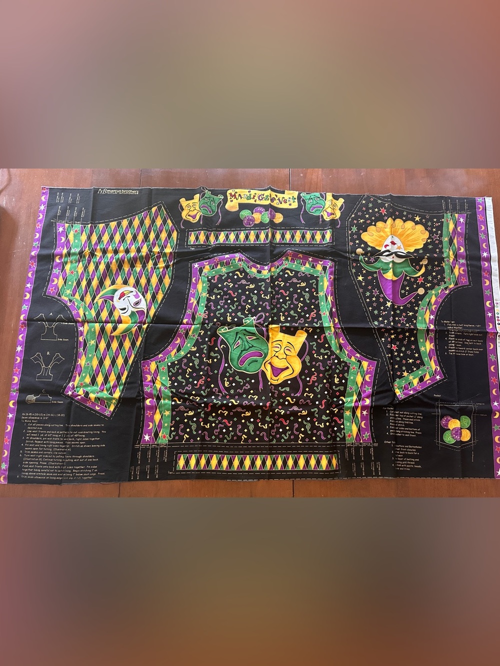 Vintage Mardi Gras Fabric Vest NOLA Masks Karen Jarrar Marcus Brothers